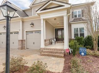9121 Kristen Lake Ct, Charlotte, NC 28270