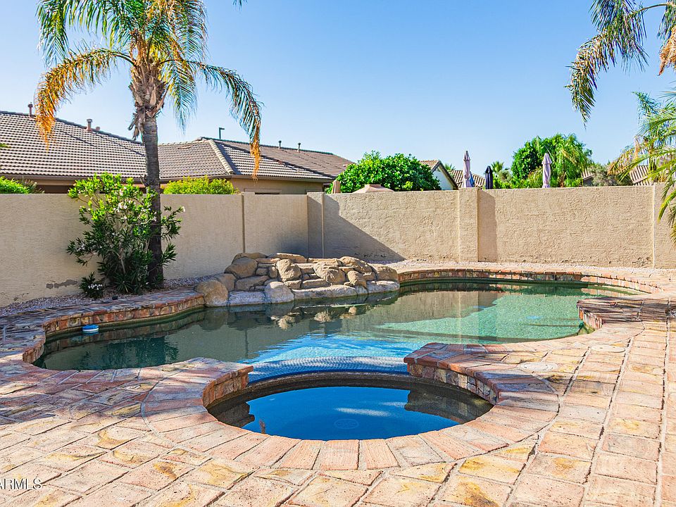 6948 S ST RUBEN Avenue, Gilbert, AZ 85298 | MLS #7018046 | Zillow