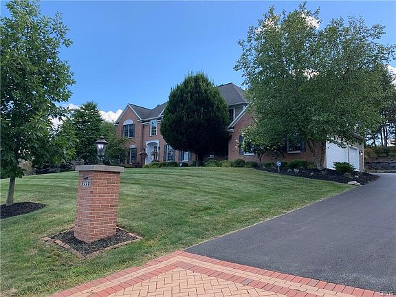 4th image of 6230 Steinway Dr