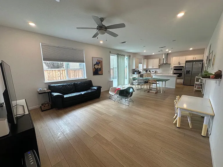 1483 Laurel Creek Dr — Photo 7