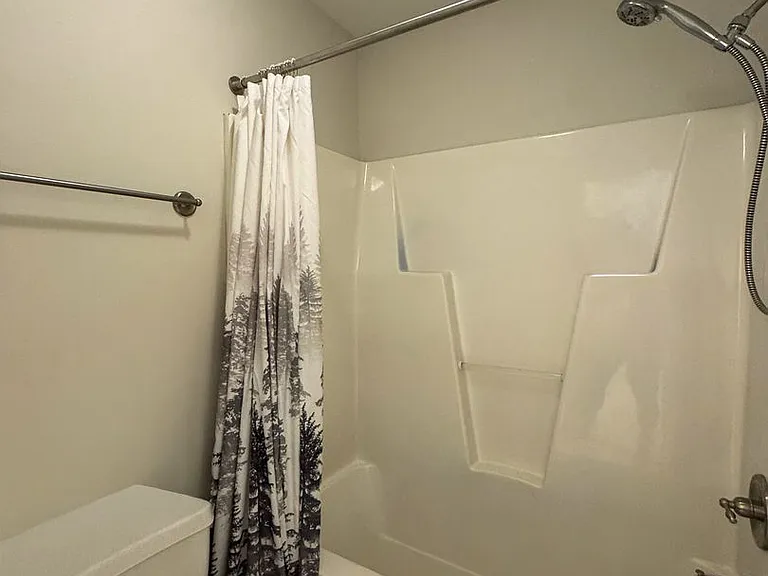 5905 Gentleman Dr — Photo 10