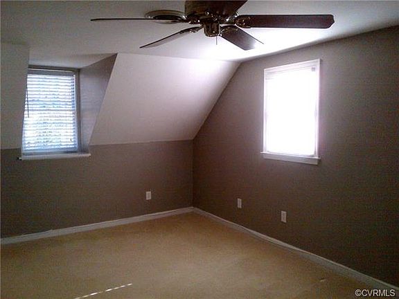 5th image of 1210 W Valley Dr