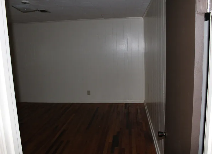 952 White Ave — Photo 13