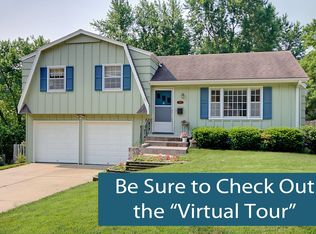 9105 W 88th St, Overland Park, KS 66212