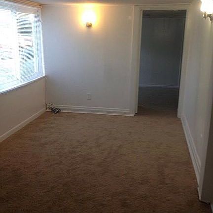 2nd image of 4620 Lancaster Ave APT B