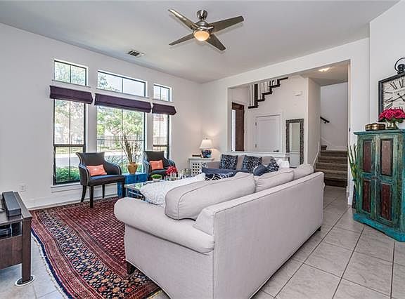 4th image of 1400 Sarah Christine Ln