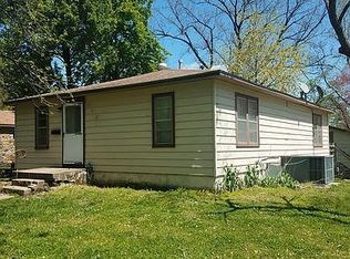 642 S Malcolm Ave, Chanute, KS 66720