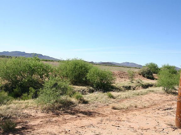 4th image of 16371 W Honeysuckle Farm Pl #27