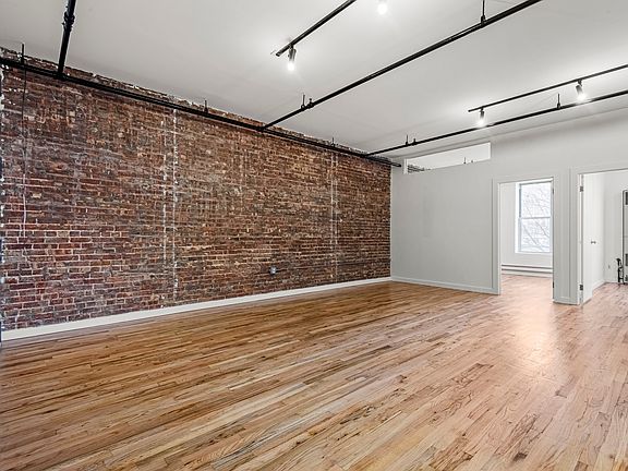 3rd image of 16 Manhattan Ave APT 3G