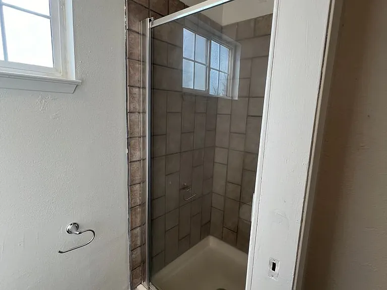 838 El Dorado St — Photo 29