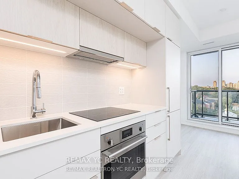 185 Alberta Ave #805 — Photo 10