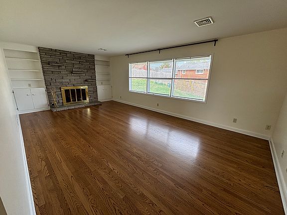 4th image of 1344 Pineola Ave