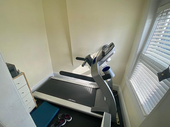 3rd image of 374 Western Ave #3