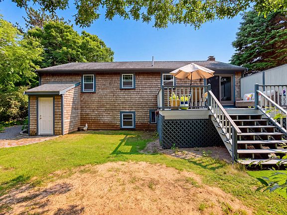3rd image of 106 Tanglewood Drive