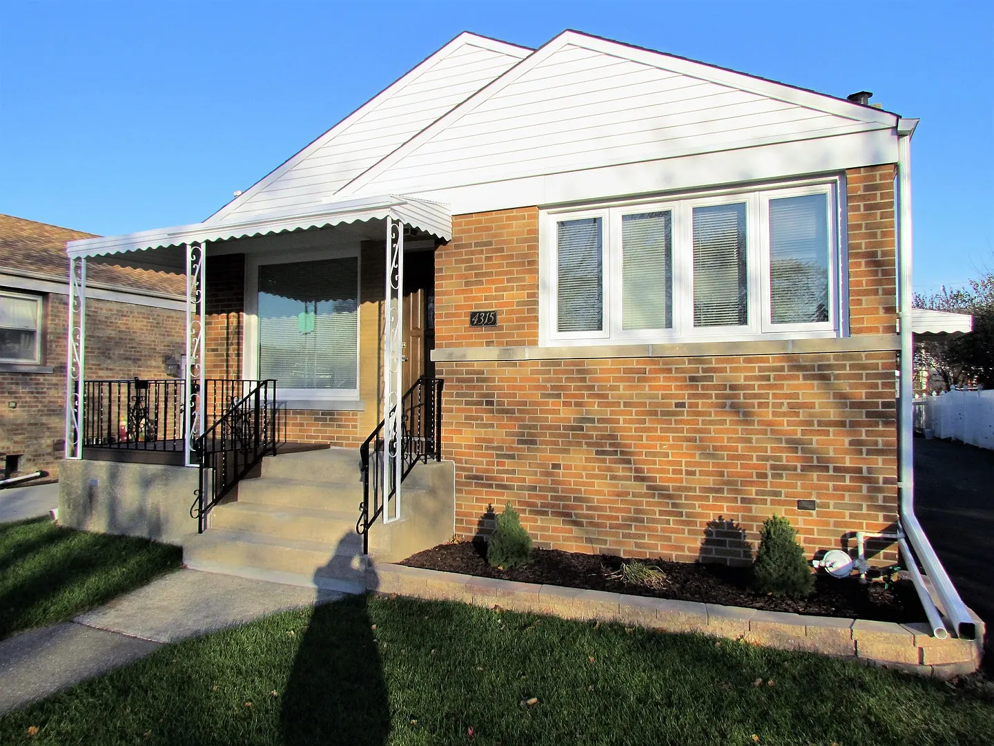 4315 Atlantic Ave photo 1