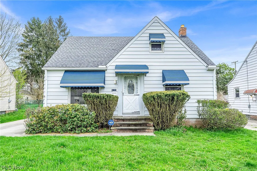 5133 Catherine St photo 1