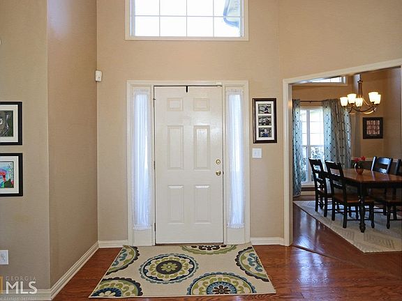 3rd image of 418 Beech Hollow Trl