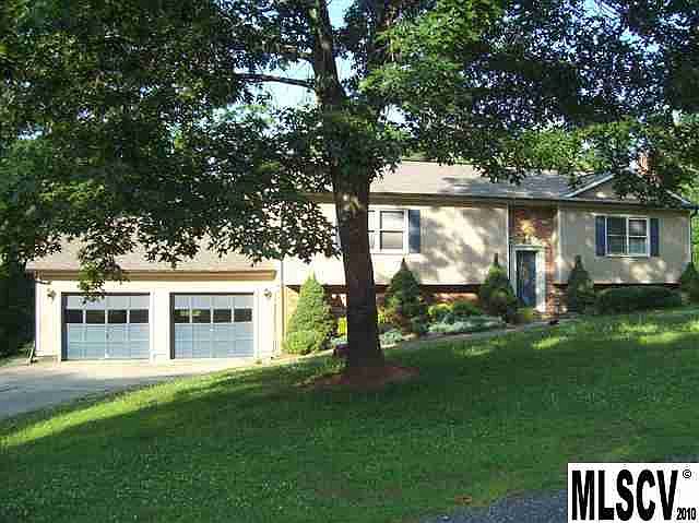 1st image of 1122 Brockmore Dr