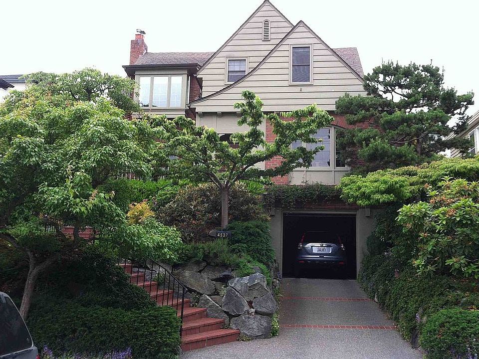 2nd image of 4537 55th Ave NE