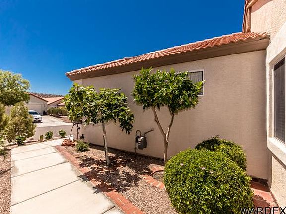 4th image of 2433 Topanga Dr