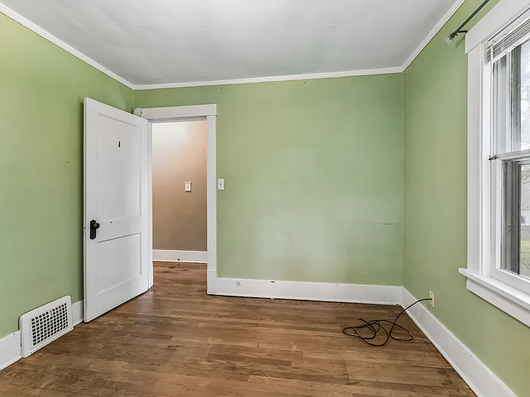 3514 N 45th Ave — Photo 17