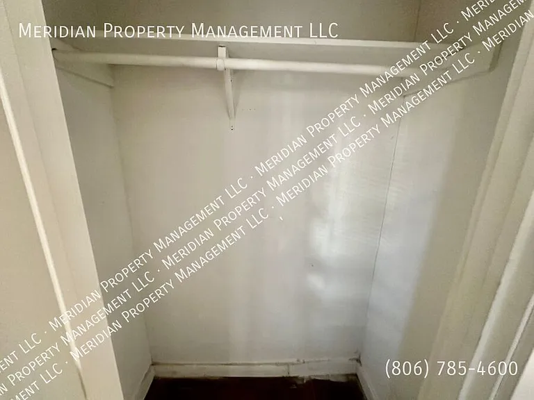 1503 Avenue T — Photo 6