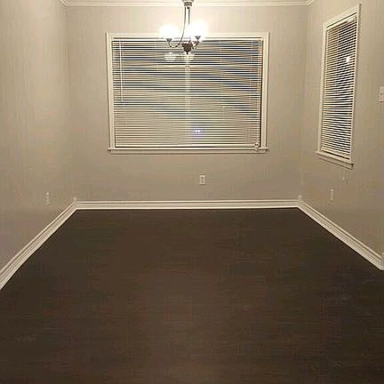 4th image of 1011 Delwood Dr