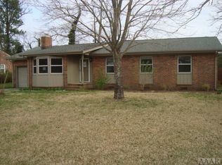 1527 Hopkins Dr, Elizabeth City, NC 27909