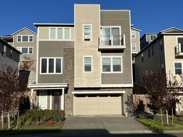 19620 81st Ln NE, Kenmore, WA 98028