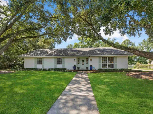 5022 Sweetbriar St, Baton Rouge, LA 70808