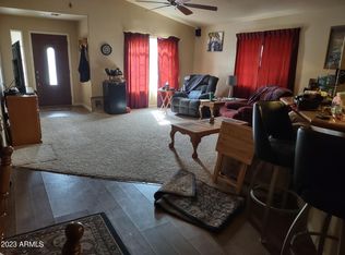 4145 N Bluff Rd, Golden Valley, AZ 86413