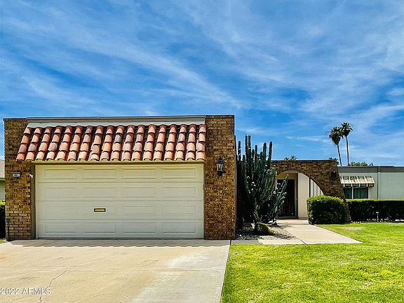 2nd image of 10013 W Shasta Dr