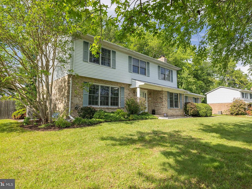 1st image of 806 Jeffrey Pine Dr