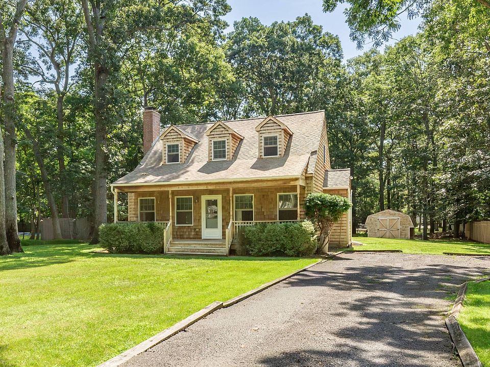 1st image of 37 Sherwood Ln
