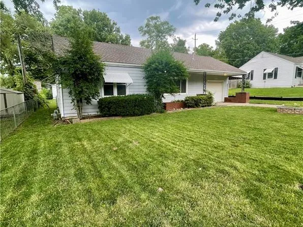 1212 W 33rd St, Independence, MO 64055