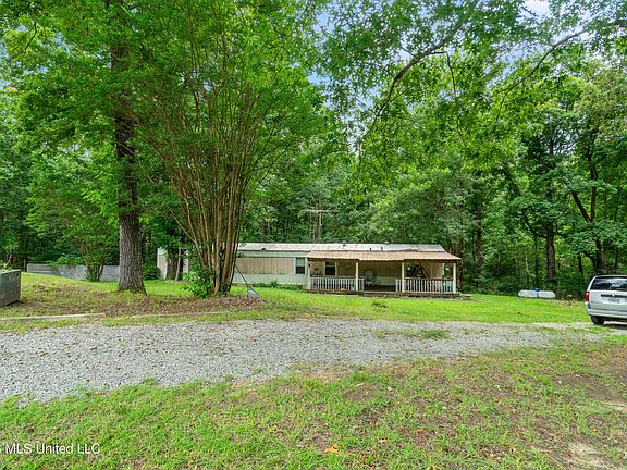 4th image of 496 Krotzer Rd