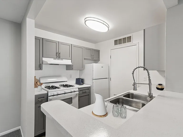 Two Bedroom (Renovated) - 2 Bath - 957 Sq.Ft.