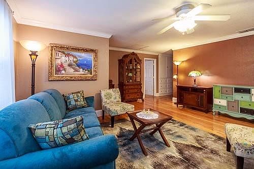 3rd image of 550 Bryden Way