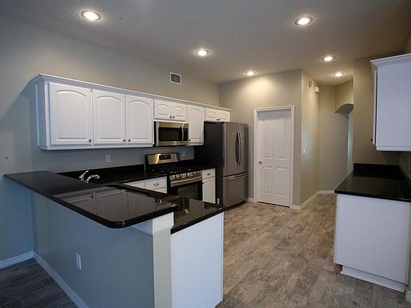 4th image of 12326 Wycliff Pl