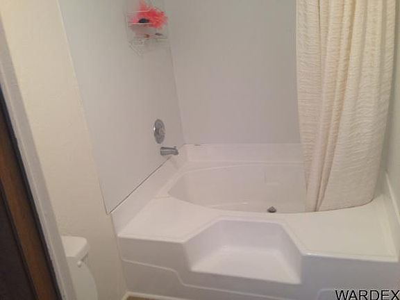 2nd image of 2762 Anita Ave