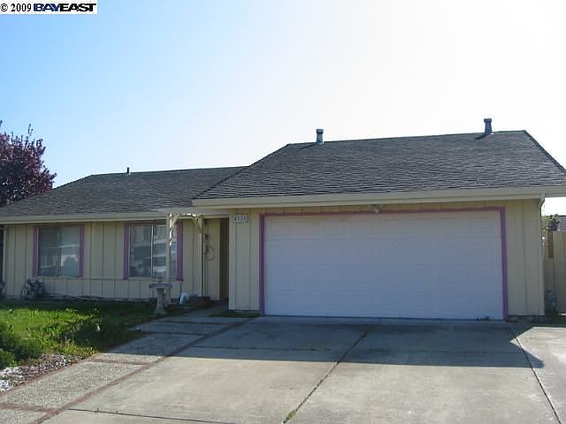 2nd image of 4580 Darcelle Dr