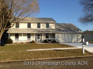 17 Burdette Ct, Monticello, IL 61856