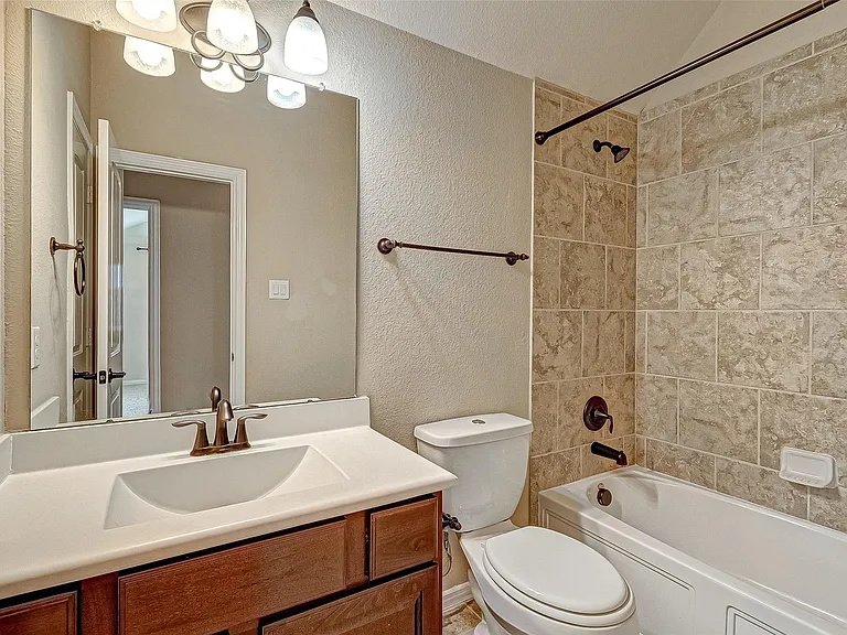 4814 Sequoia Park Ln — Photo 33