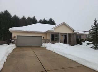 1 Ethan Cir, Madison, WI 53719