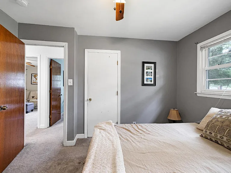 4824 Stafford Dr — Photo 18