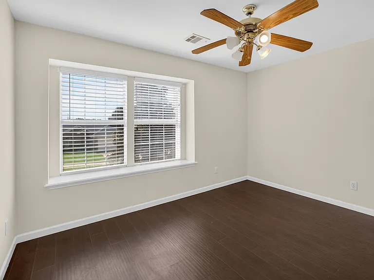 7903 Clear Fork Trl — Photo 27