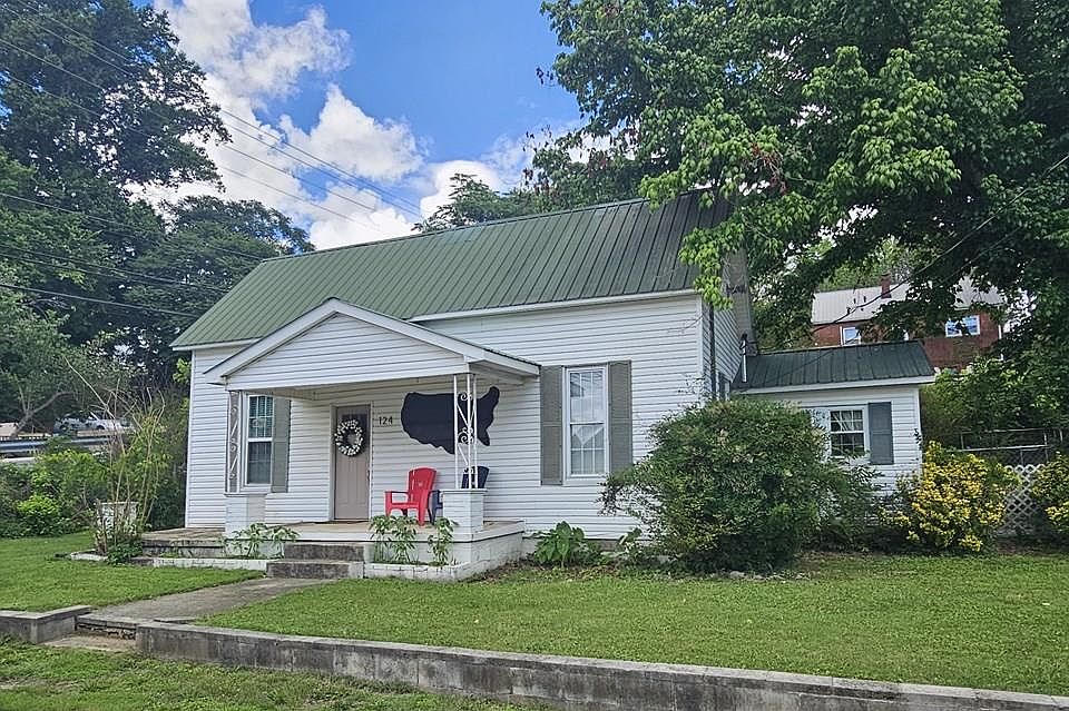 1st image of 124 Anderson St