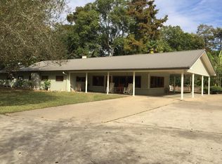 141 Vickville Rd, Marksville, LA 71351