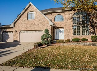 9128 Talcott Rd, Woodridge, IL 60517