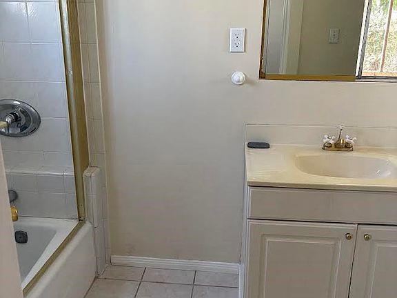 3rd image of 16841 Lahey St